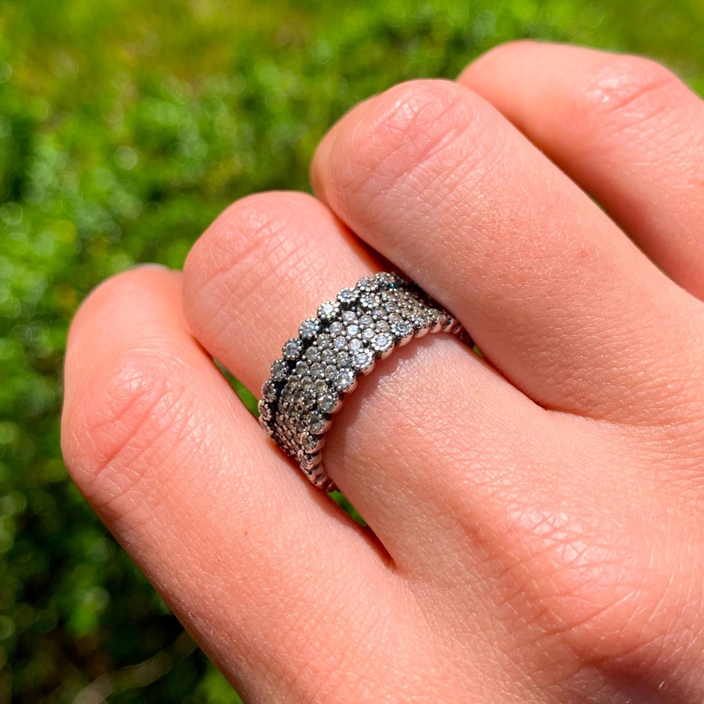 Pandora Ring